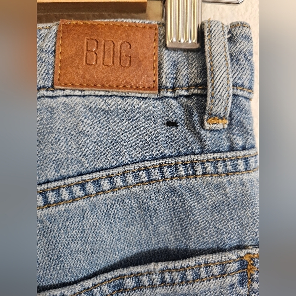 BDG Jeans 26 Blue Slim Straight Distressed - Picture 8 of 10